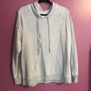 Light gray American Eagle sweatshirt